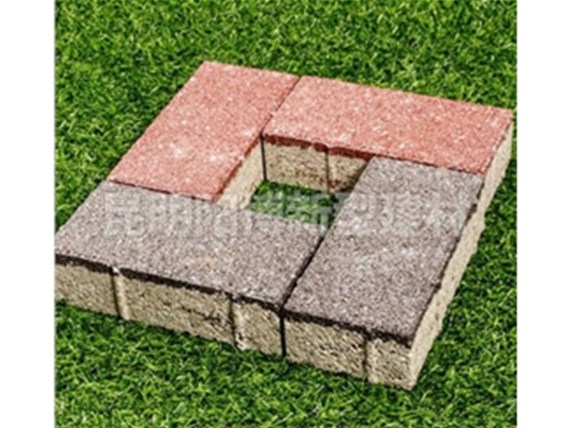 云南陽博水泥分享海綿城市建設(shè)中，透水磚的鋪設(shè)方法以及注意事項