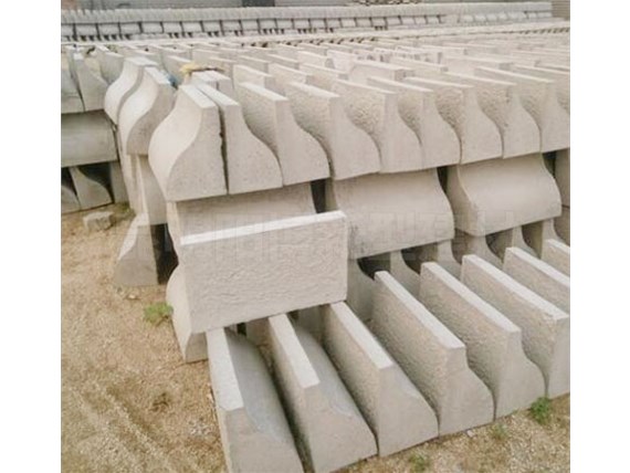 云南混凝土路沿石的施工工藝需要注意哪些細(xì)節(jié)？